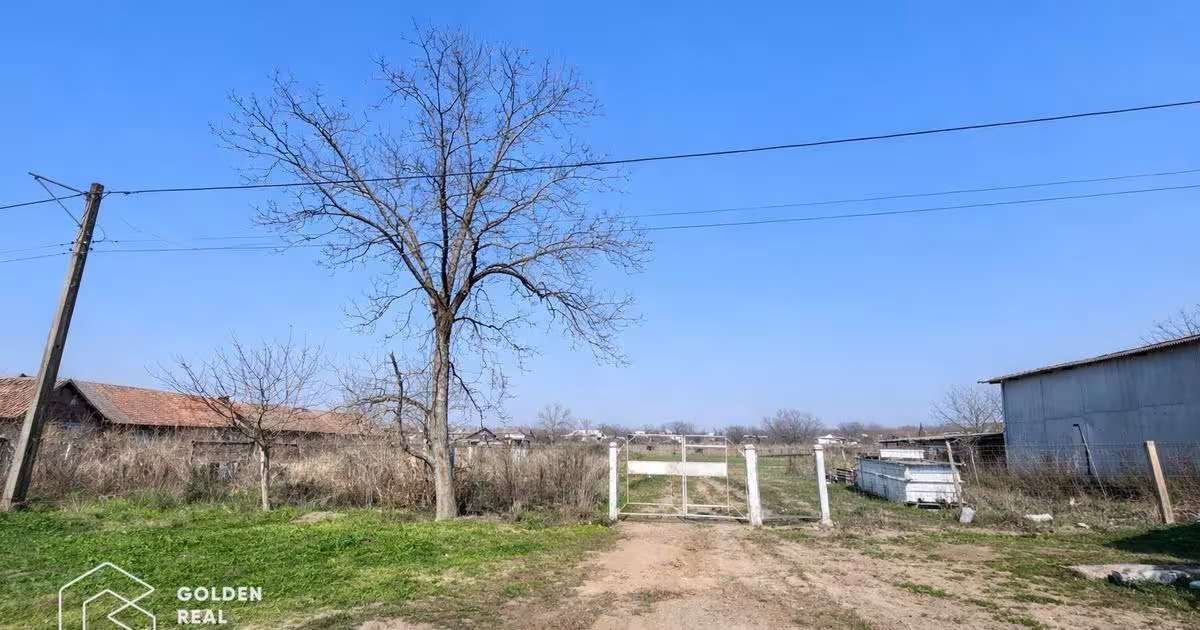 Teren Construcții intravilan de 821 mp, în Zimandcuz