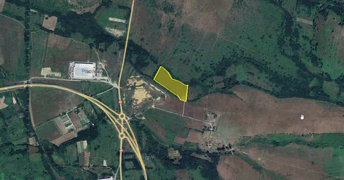 Teren extravilan de 32512 mp, în zona Periferie, Caransebeș
