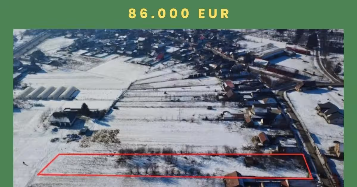 Teren intravilan de 3279 mp, în Chichiș