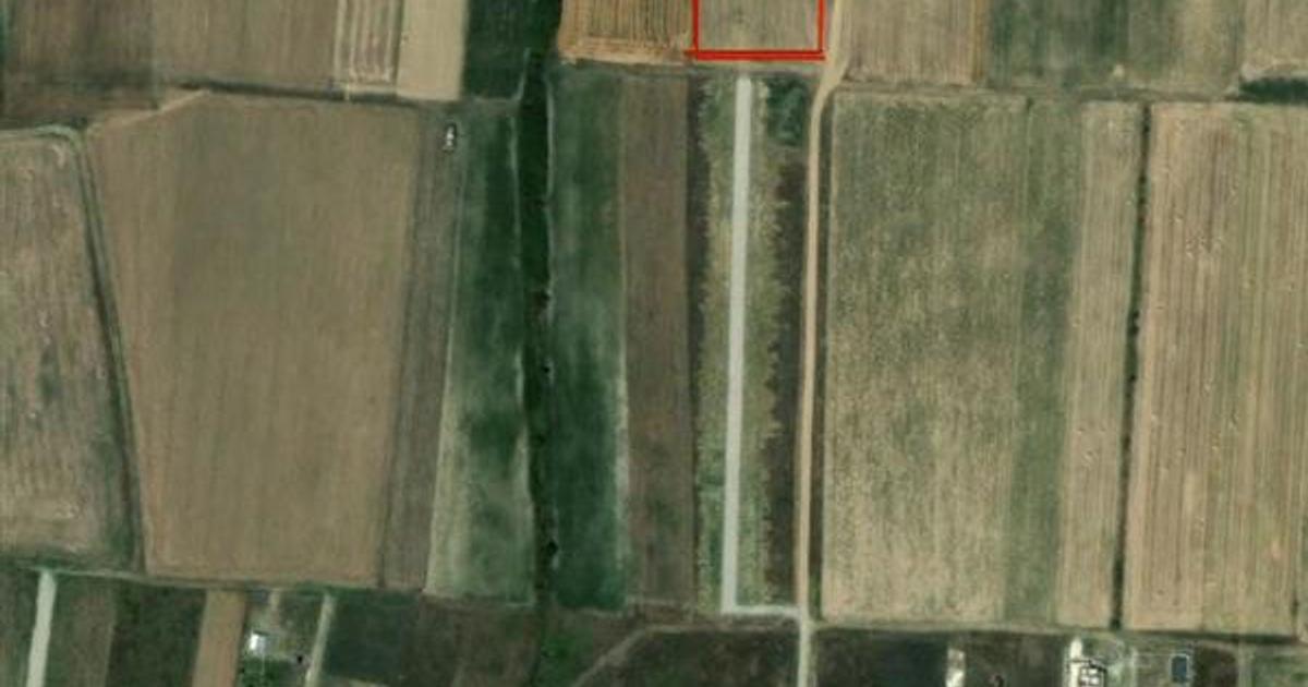 Teren intravilan de 5755 mp, în Cihei