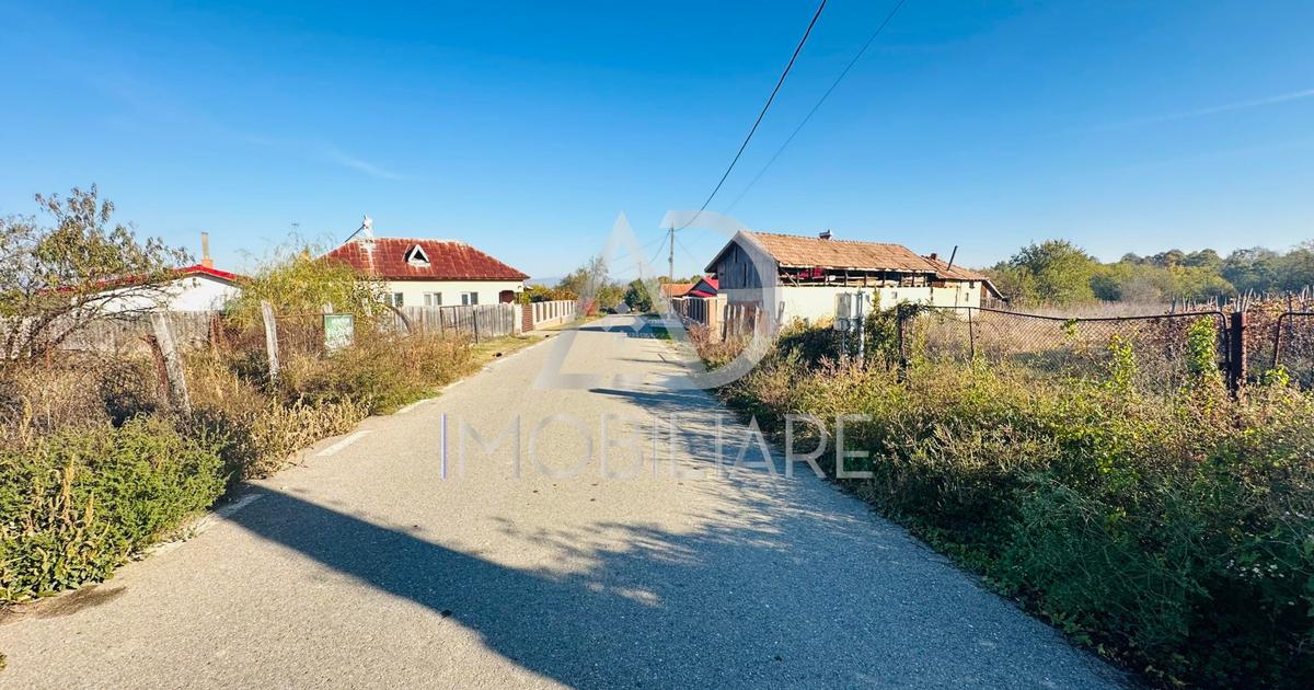 Teren intravilan de 3500 mp, în Drăguțești