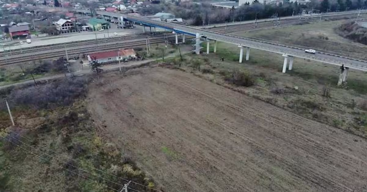 Teren intravilan de 11800 mp, în zona Central, Fundulea