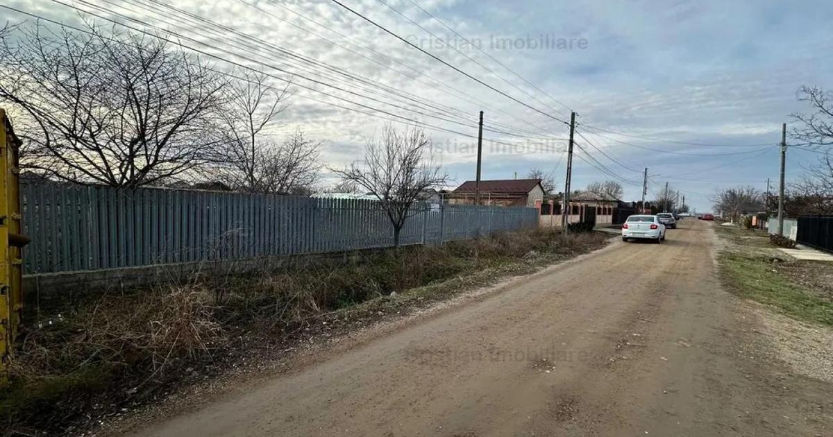 Teren intravilan de 2000 mp, în Lacu Sărat