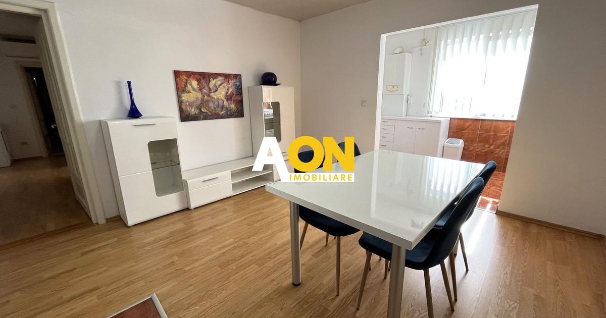 Apartament decomandat cu 3 camere în zona Cetate, Alba Iulia