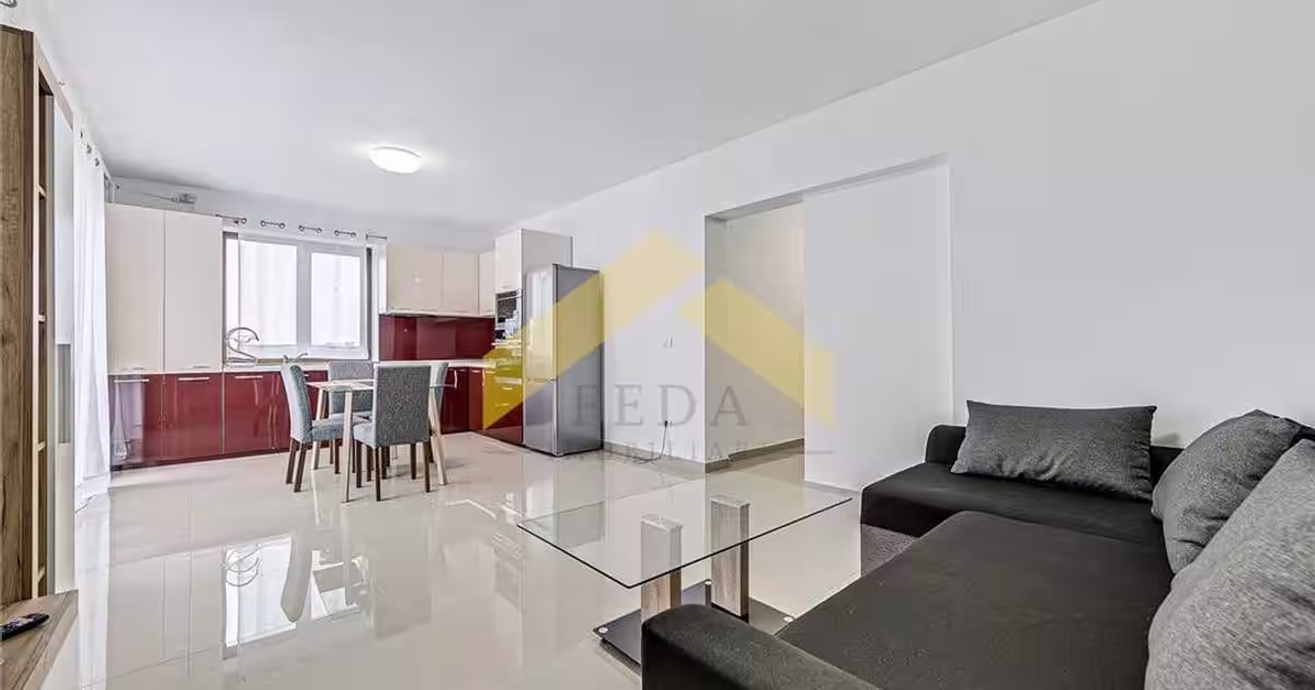 Apartament cu 3 camere tip Penthouse de inchiriat zona Bujac