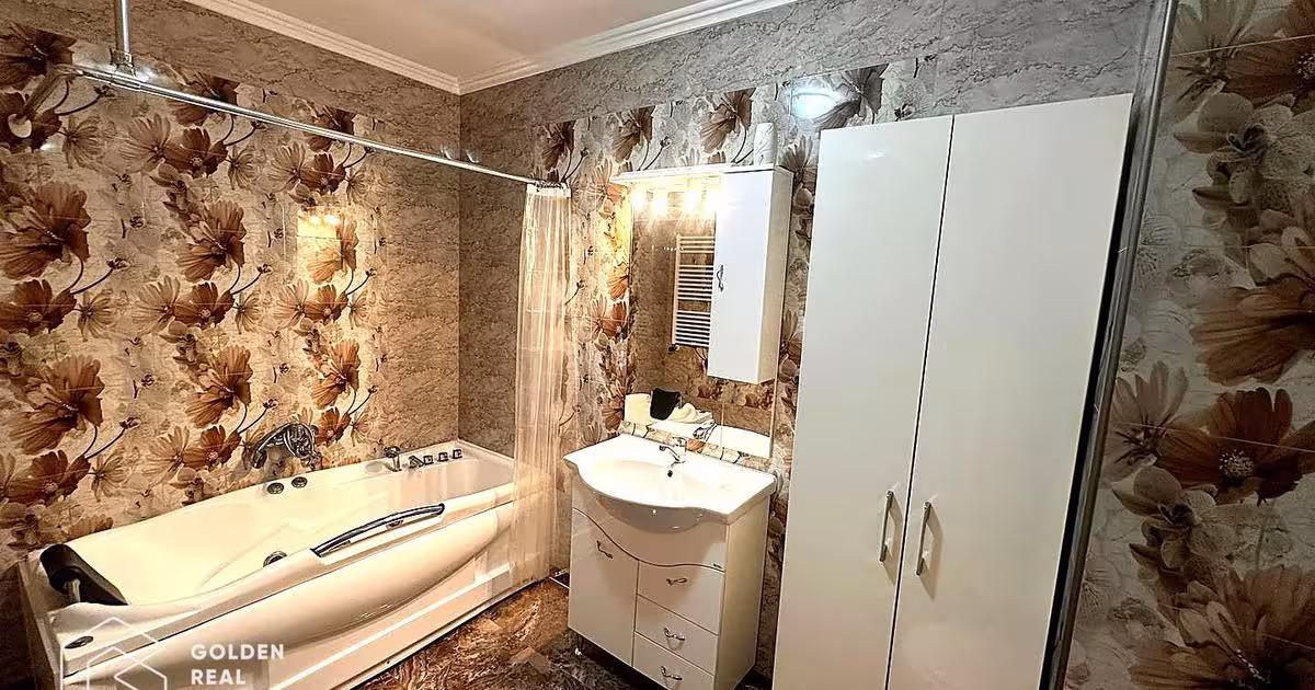 Apartament decomandat cu 3 camere în zona Intim, Arad