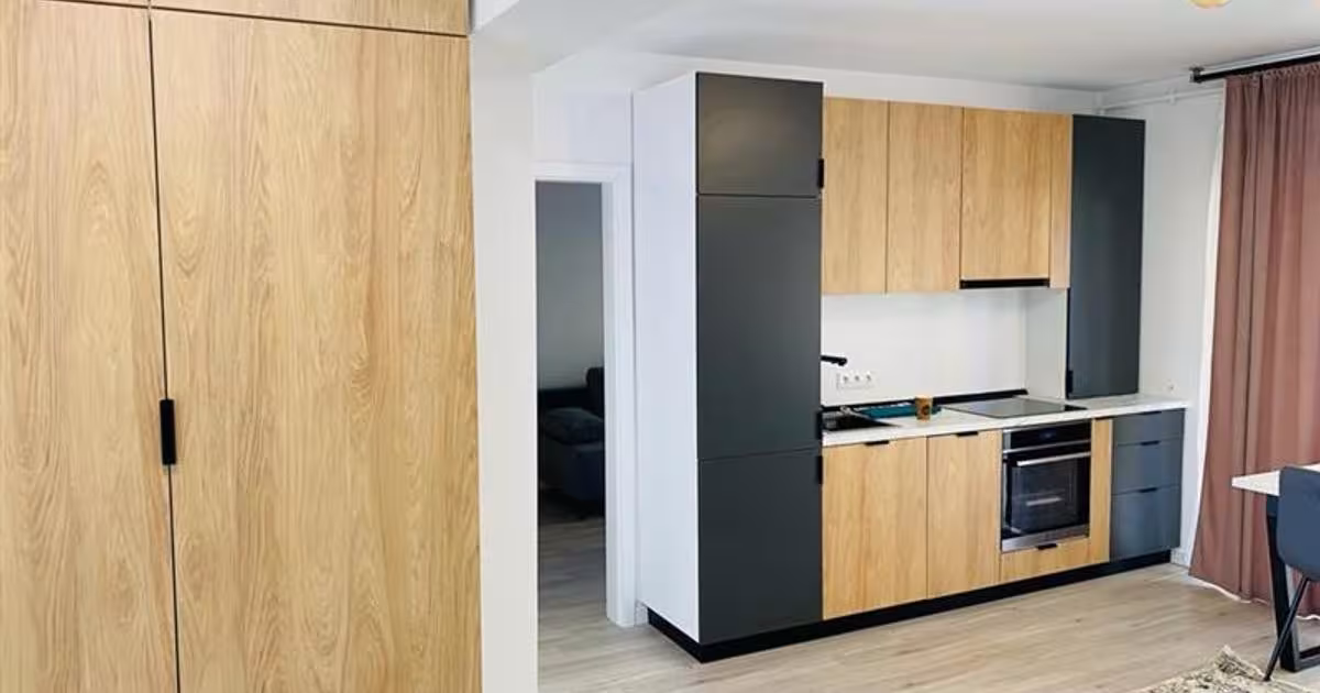 Apartament semidecomandat cu 3 camere în Baciu