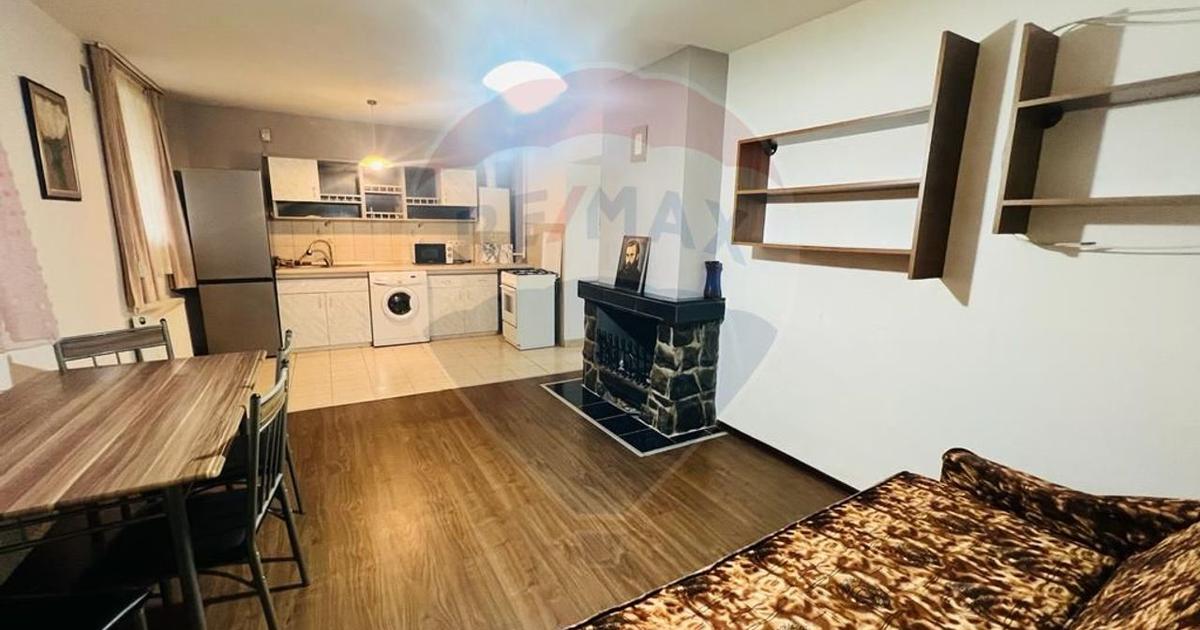 Apartament cu 2 camere în centrul vechi de închiriat