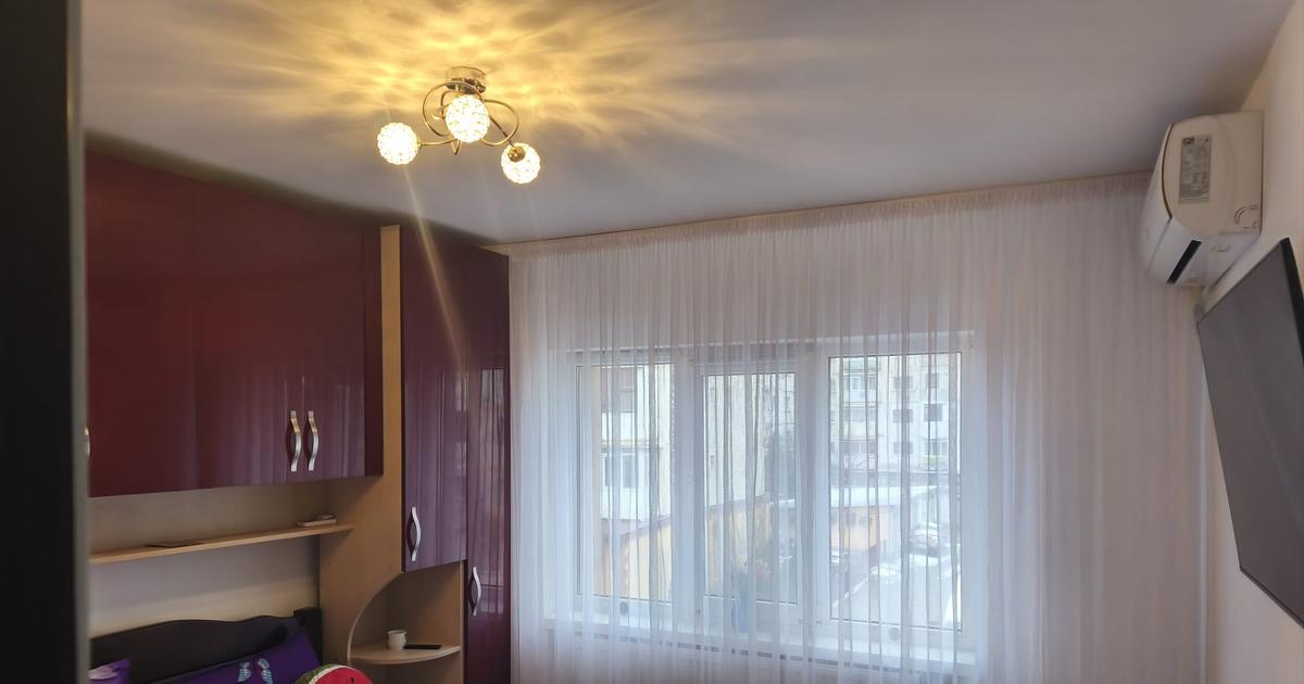 Apartament 50 mp cu 2 camere în zona Central, Botoșani