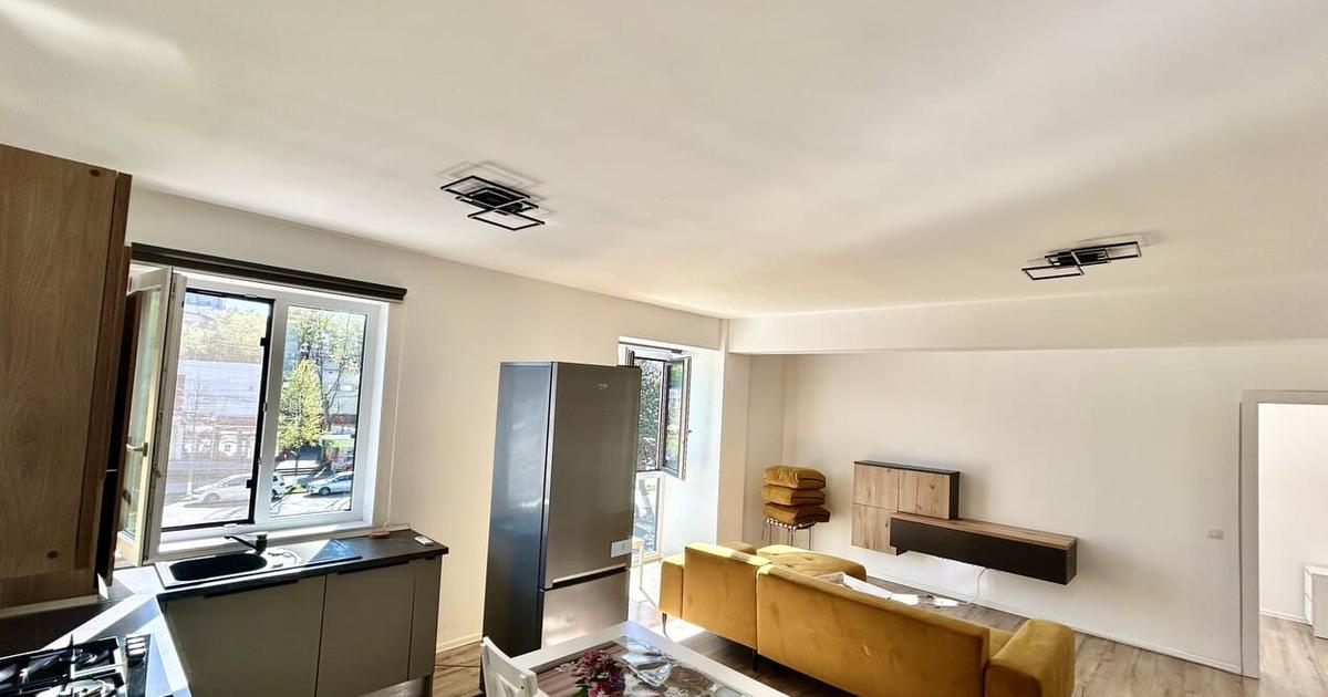 Apartament 70 mp cu 2 camere în zona Central, Botoșani