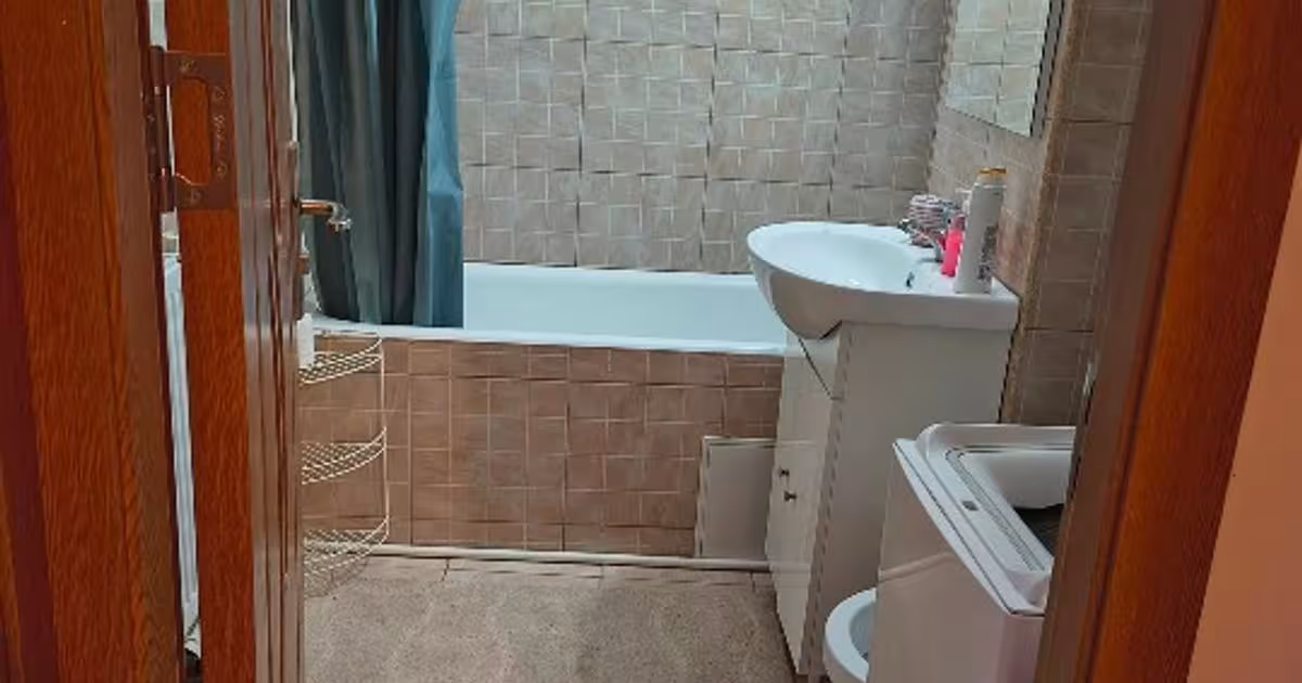 Apartament decomandat cu 2 camere în zona Obor, Brăila