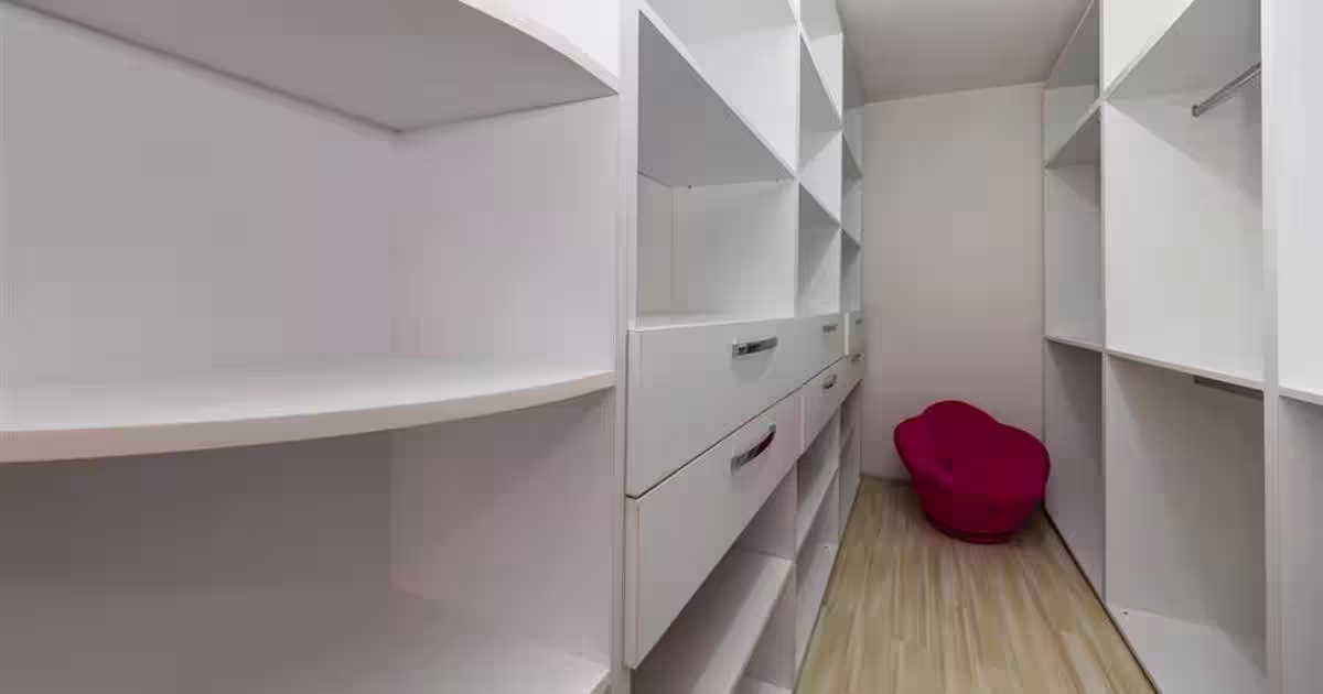 Apartament decomandat cu 4 camere în zona Avantgarden, Brașov