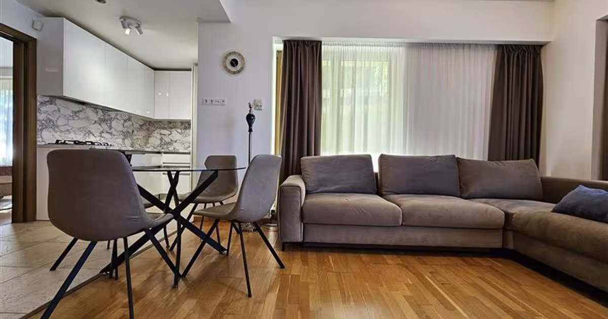 Apartament semidecomandat cu 2 camere în zona Drumul Poienii, Brașov
