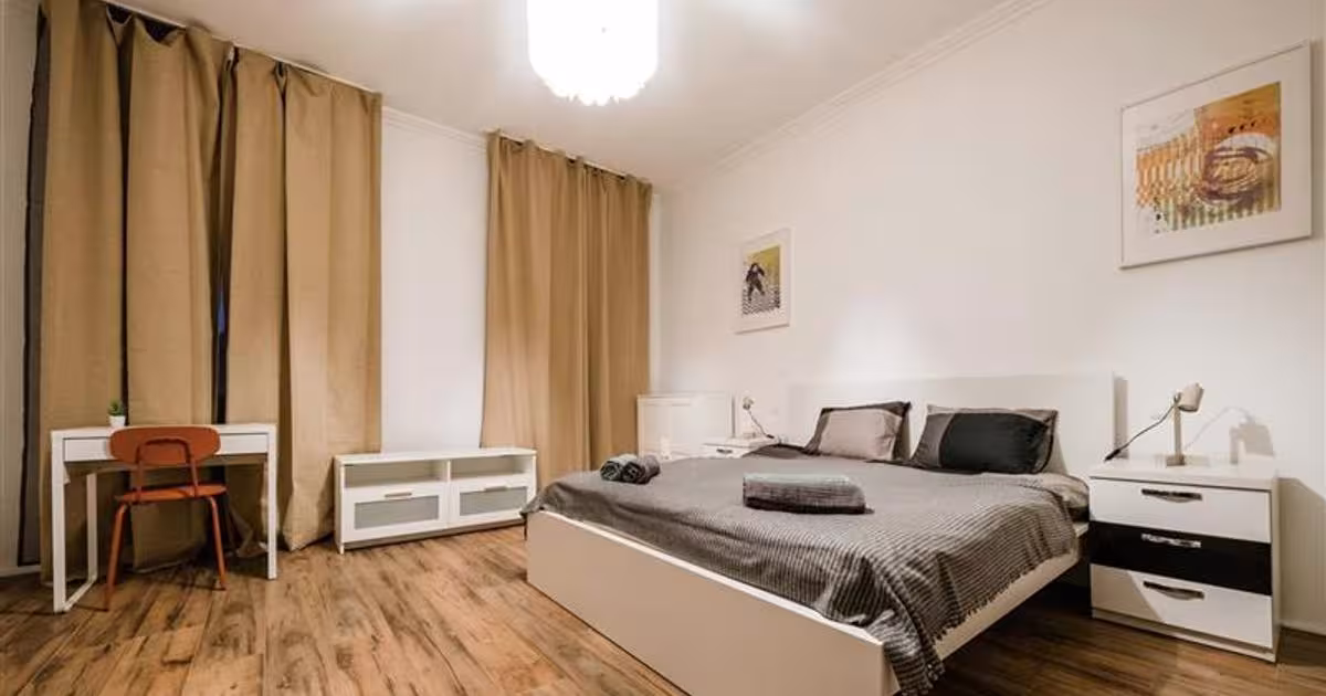 Apartament nedecomandat cu 3 camere în zona Schei, Brașov