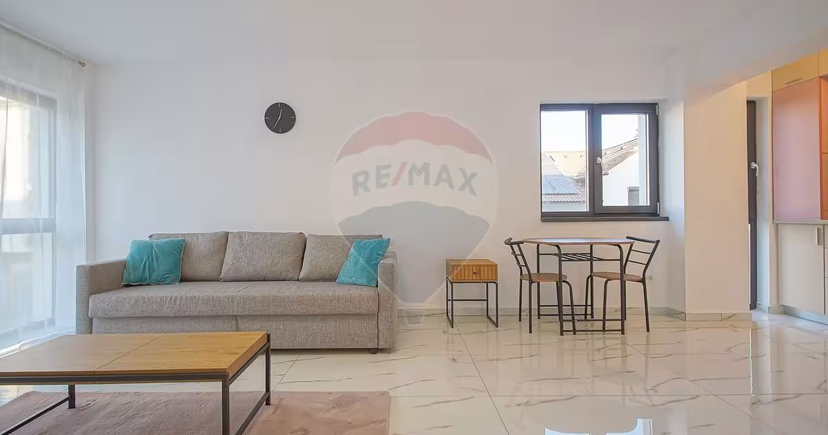Apartament semidecomandat cu 1 camere în zona Tractorul, Brașov