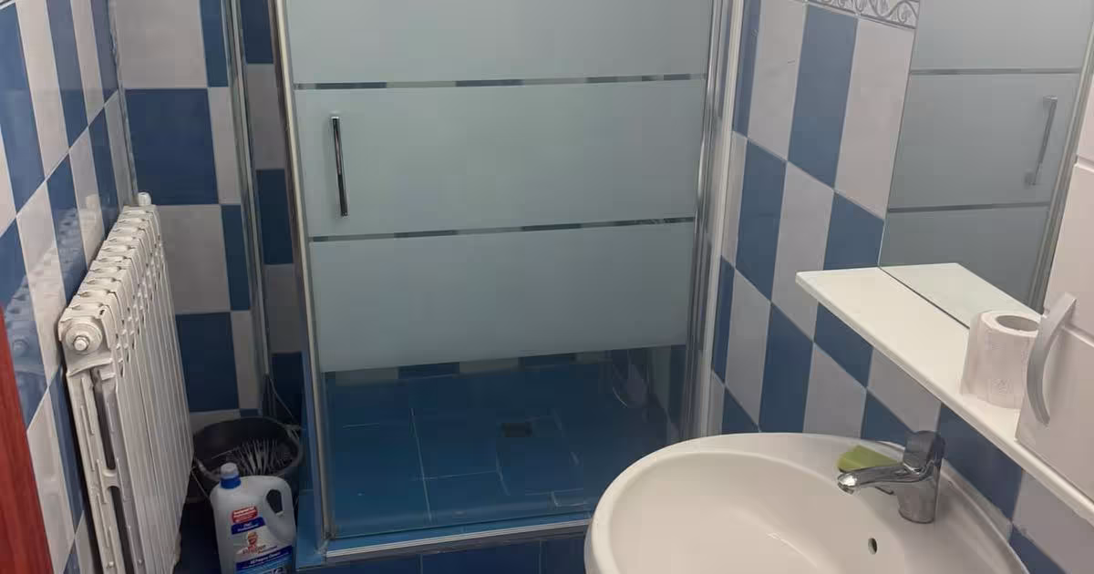 Apartament decomandat cu 2 camere în zona Brătianu, Constanța