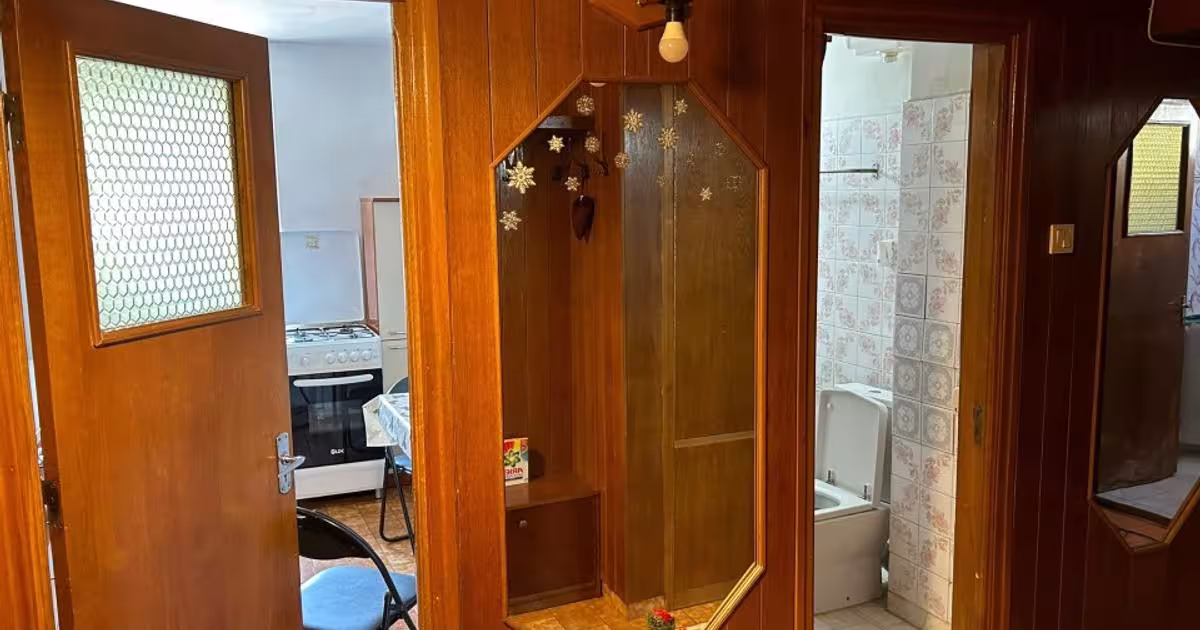 Apartament decomandat cu 3 camere în zona Central, Constanța