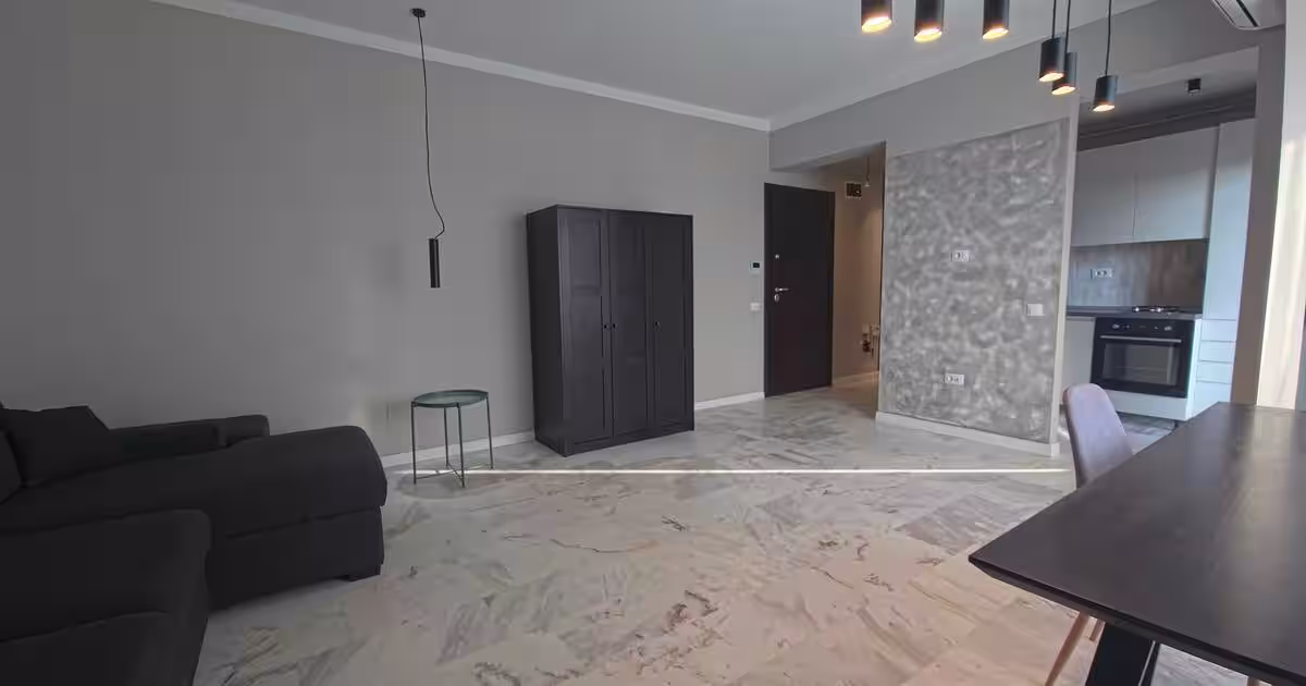 Apartament semidecomandat cu 2 camere în zona Delfinariu, Constanța