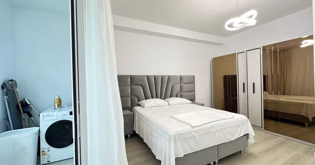 Apartament cu 4 camere în zona Faleza Nord, Constanța