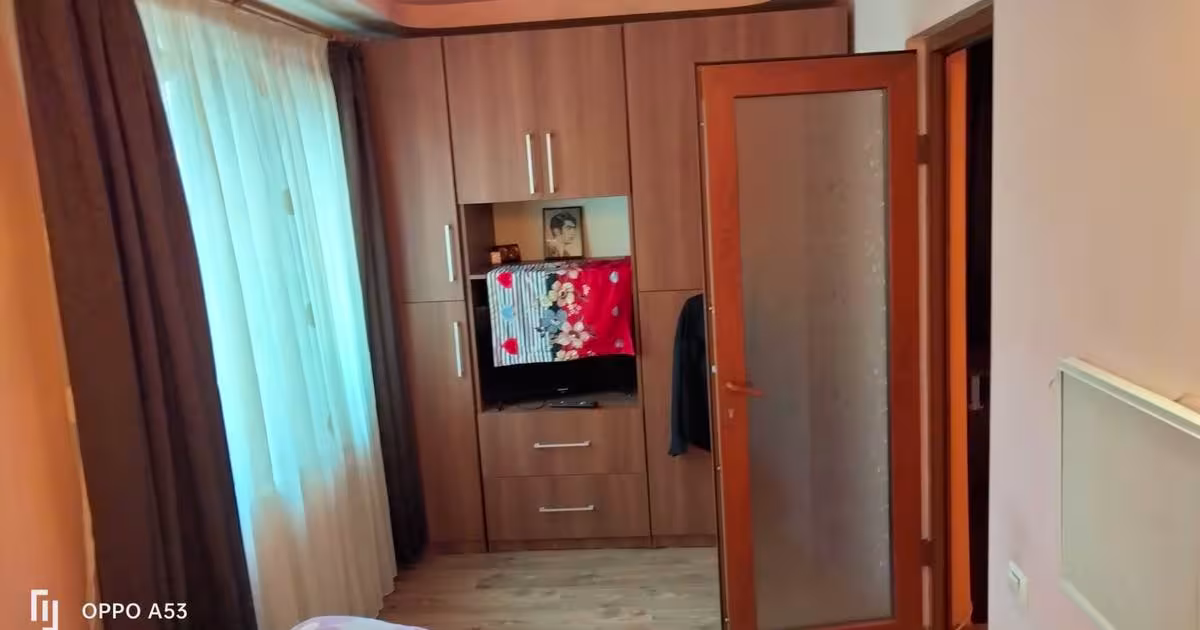 Apartament decomandat cu 2 camere în zona Inel II, Constanța