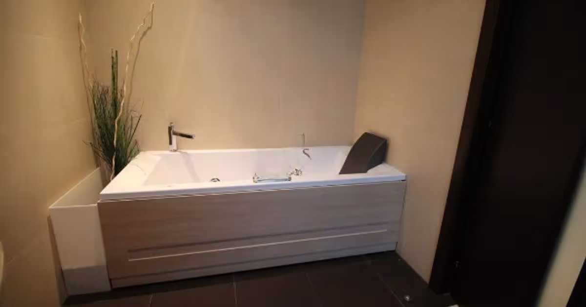 Apartament cu 3 camere în zona Km 5, Constanța