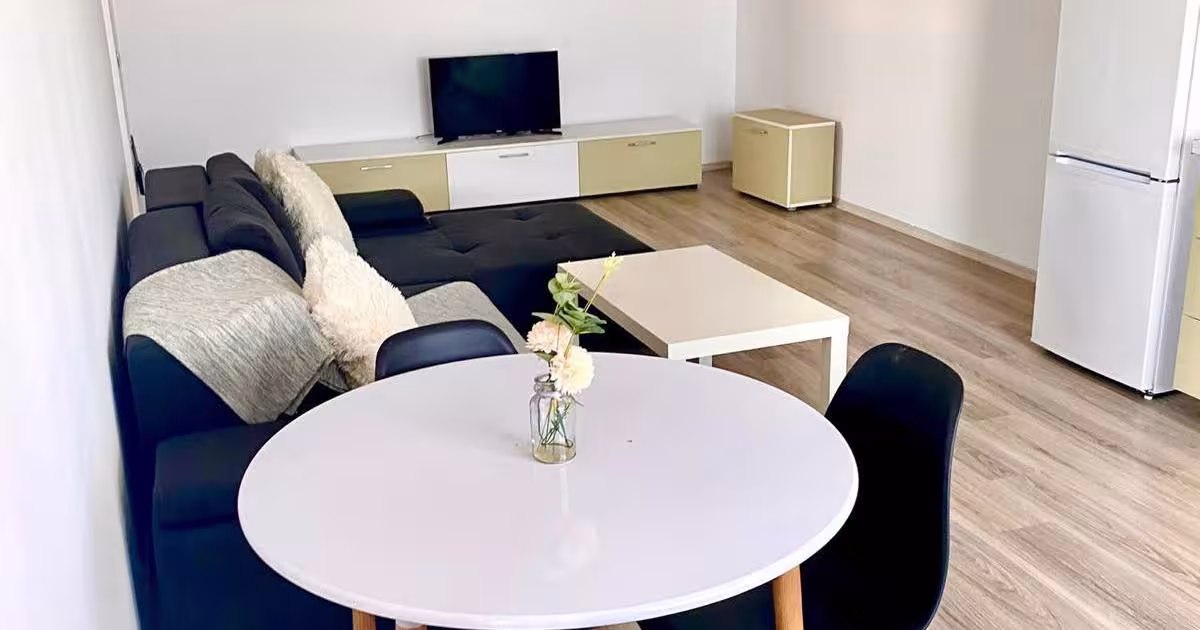 Apartament decomandat cu 2 camere în zona Km 5, Constanța