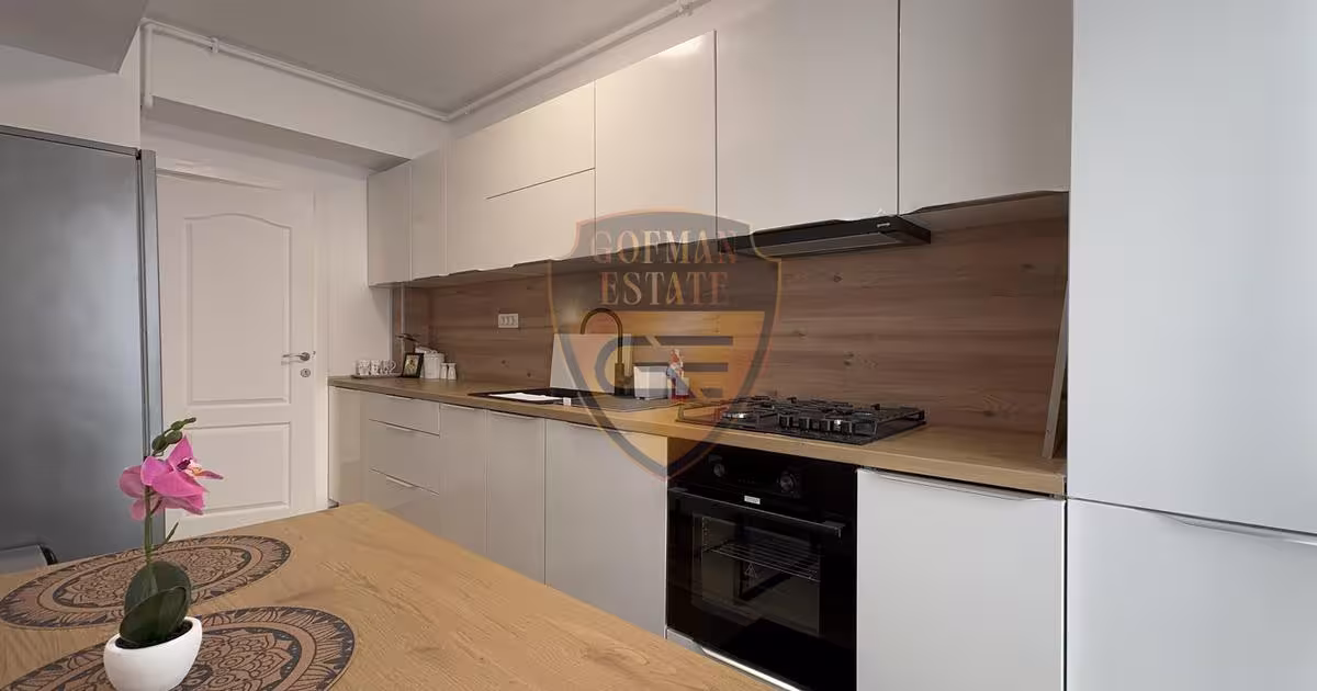 Apartament cu 3 camere în zona Palazu Mare, Constanța