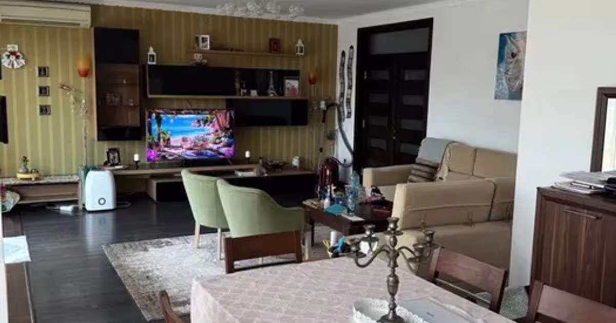 Apartament decomandat cu 3 camere în zona Sat Vacanță, Constanța