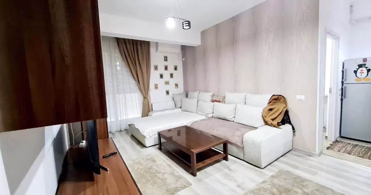 Apartament decomandat cu 2 camere în zona Tomis Plus, Constanța