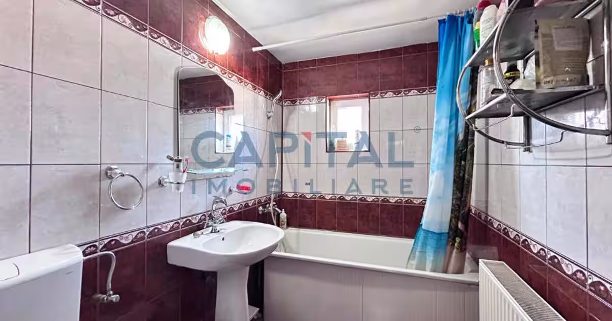 Apartament decomandat cu 3 camere în zona Central, Dej