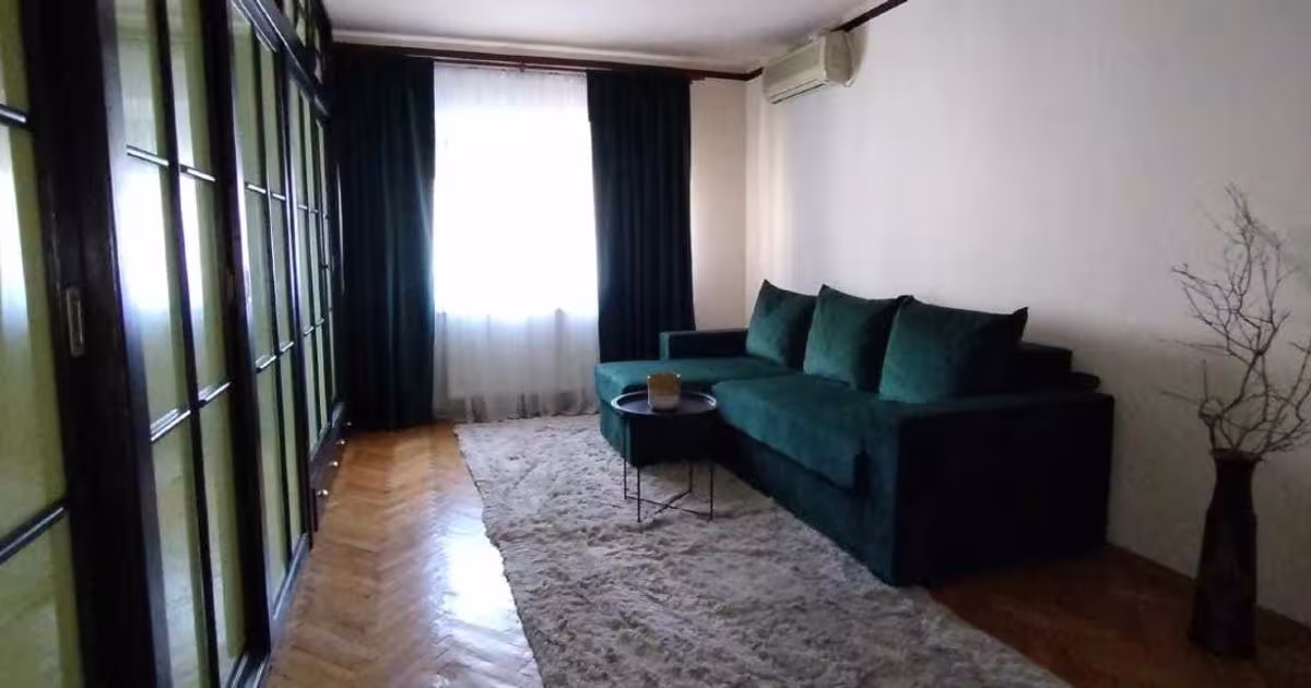 Apartament decomandat cu 2 camere în zona Piața Centrală, Galați