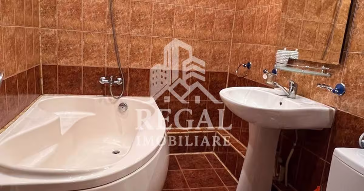 Apartament decomandat cu 3 camere în zona Nord-Vest, Hunedoara