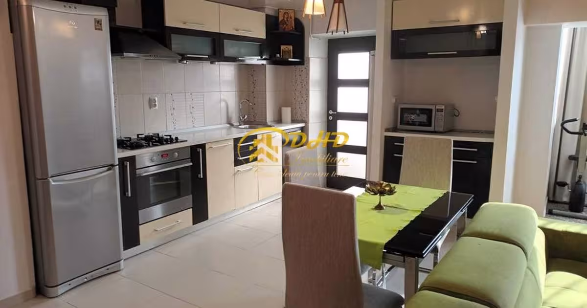 Apartament semidecomandat cu 3 camere în zona Cug, Iași