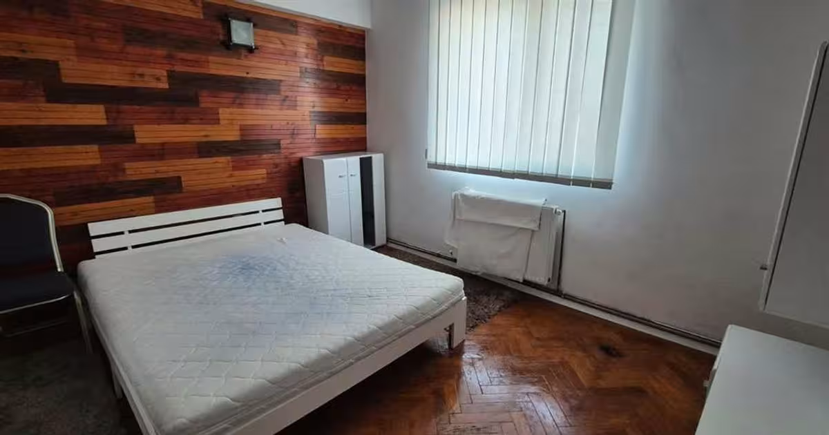 Apartament semidecomandat cu 2 camere în zona Piața Unirii, Iași