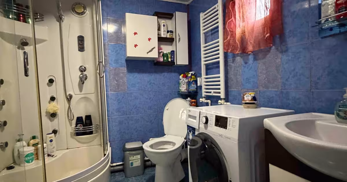 Apartament decomandat cu 3 camere în zona Târgu Cucu, Iași