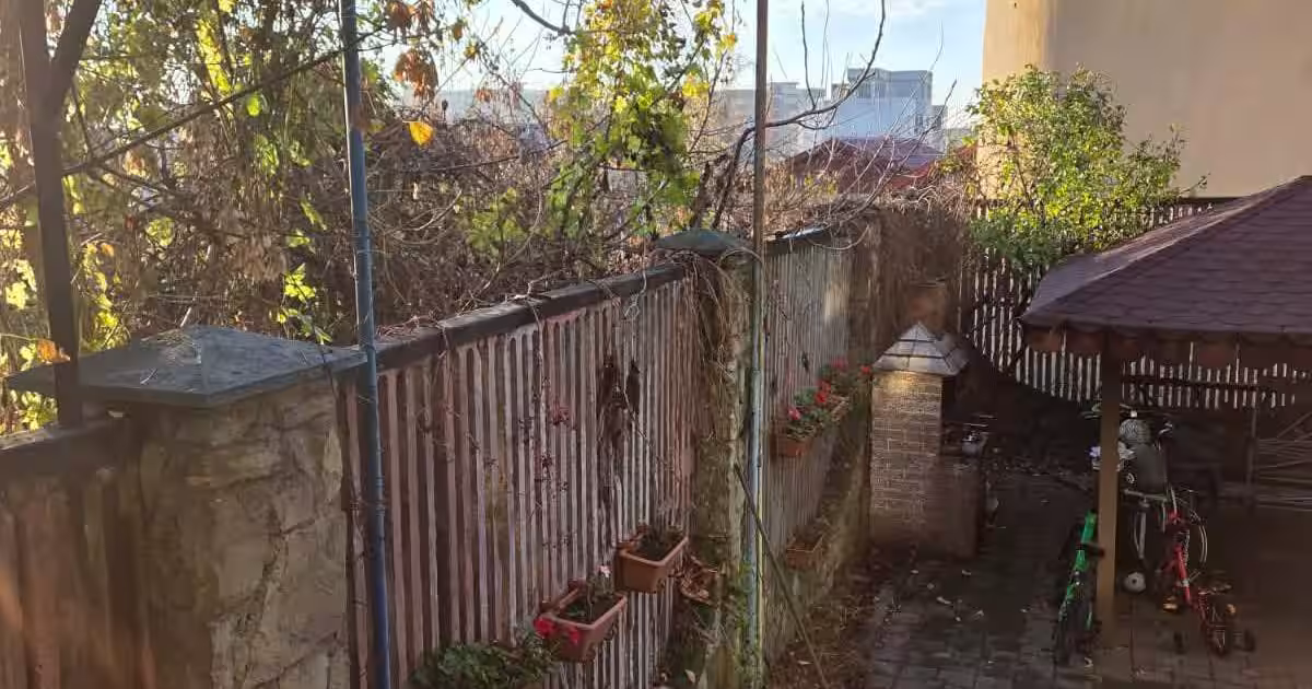 Apartament semidecomandat cu 3 camere în zona Tătărași, Iași