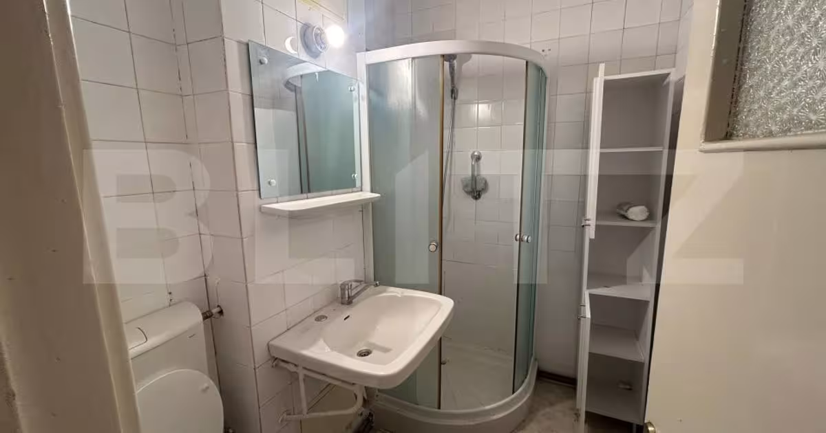 Apartament decomandat cu 4 camere în zona Tudor Vladimirescu, Iași