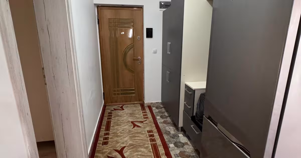 Apartament decomandat cu 3 camere în zona Vișani, Iași