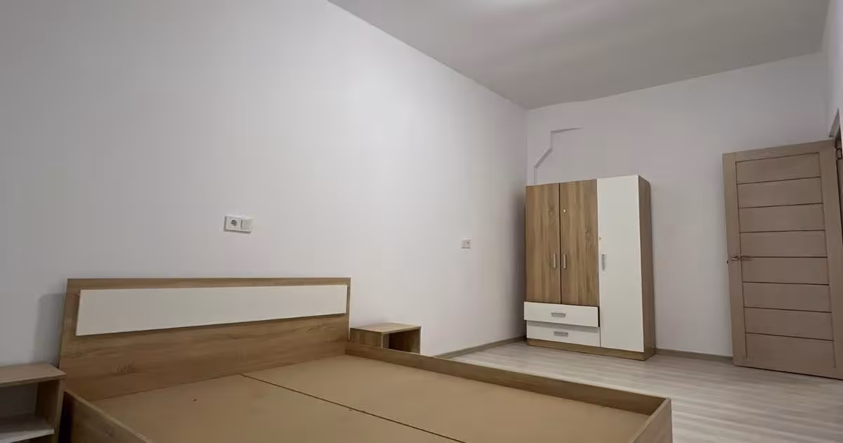 Apartament decomandat cu 2 camere în Lețcani