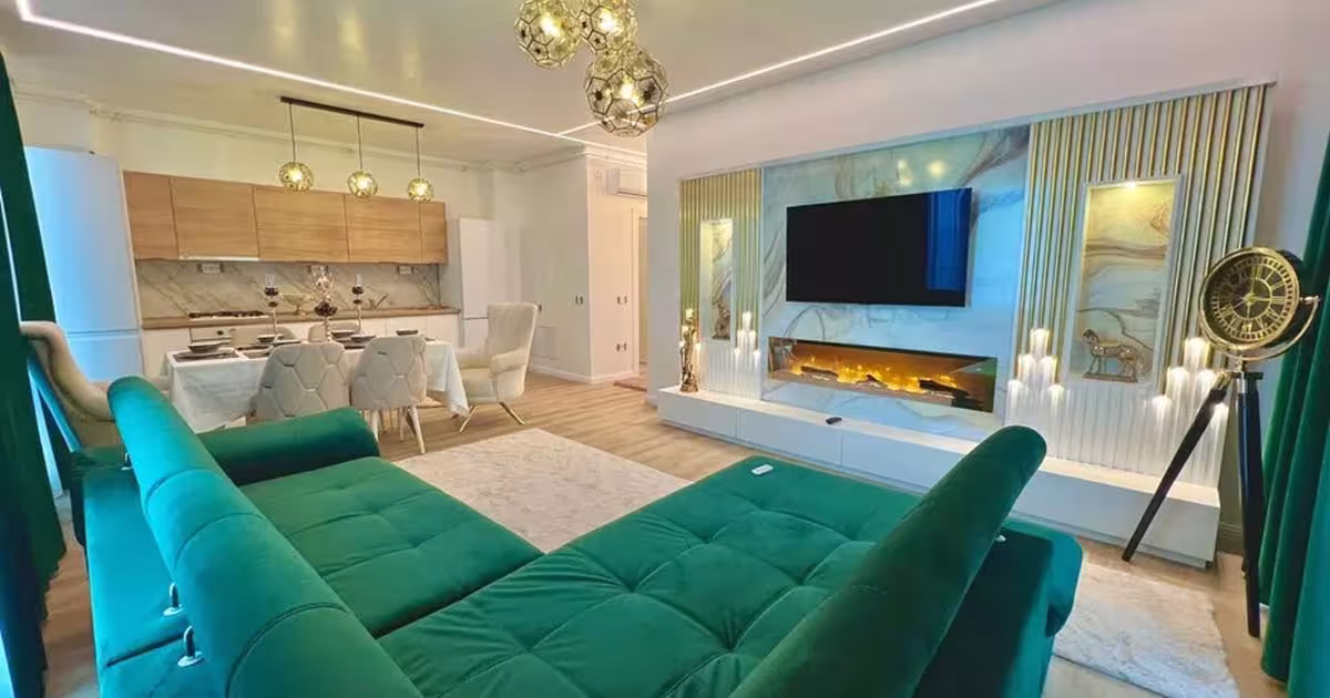 Apartament cu 4 camere în zona Central, Mamaia