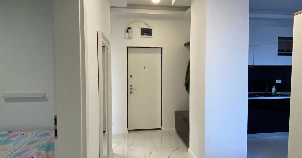 Apartament decomandat cu 3 camere în Mamaia