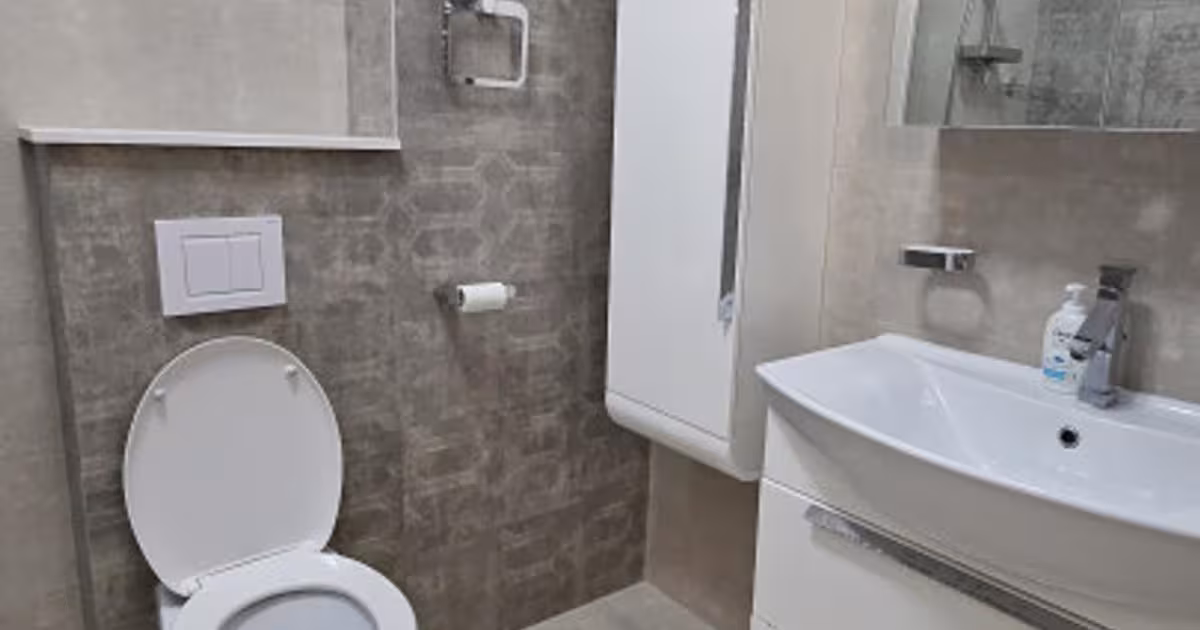 Apartament semidecomandat cu 2 camere în zona Central, Mamaia-Sat