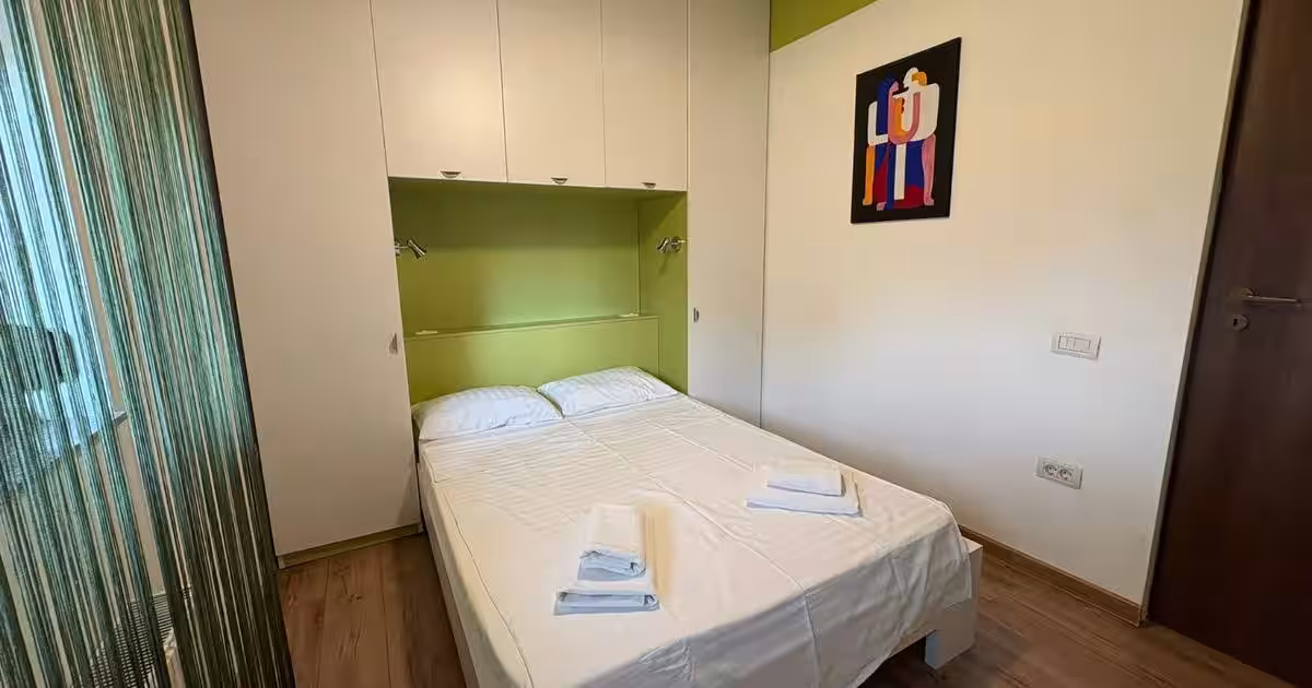 Apartament decomandat cu 2 camere în zona Central, Mamaia-Sat
