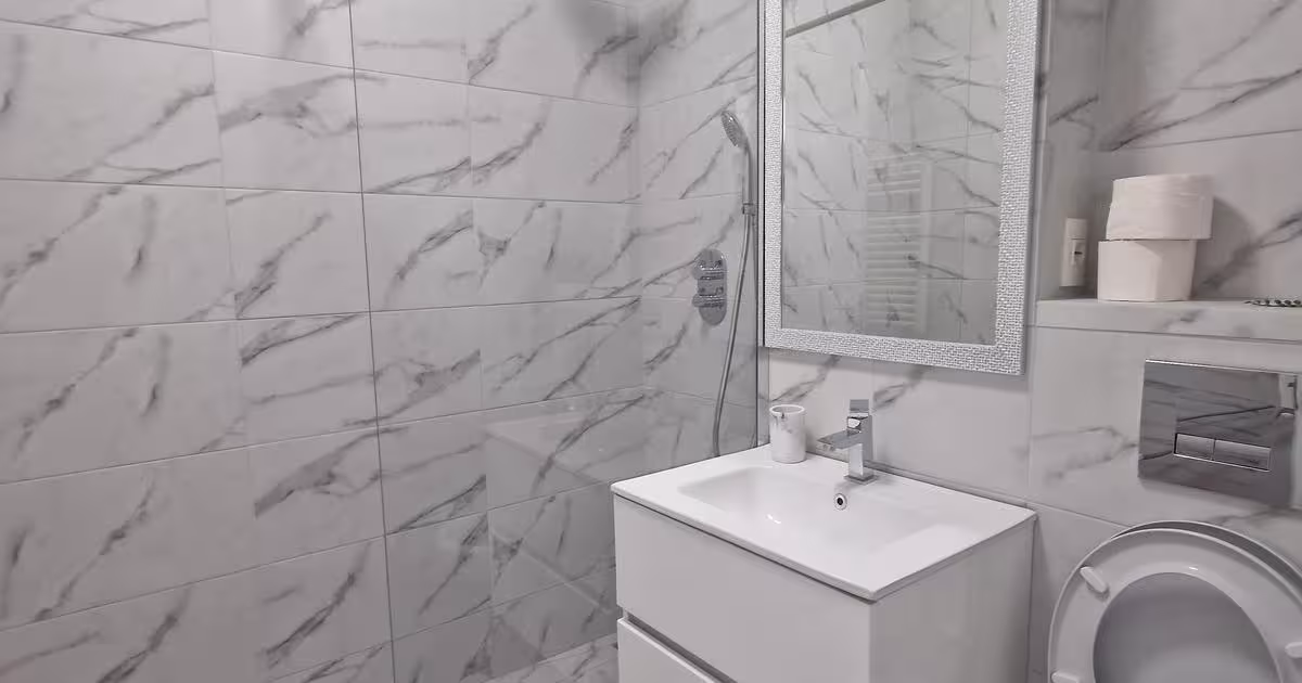 Apartament decomandat cu 3 camere în zona Nord, Mamaia-Sat