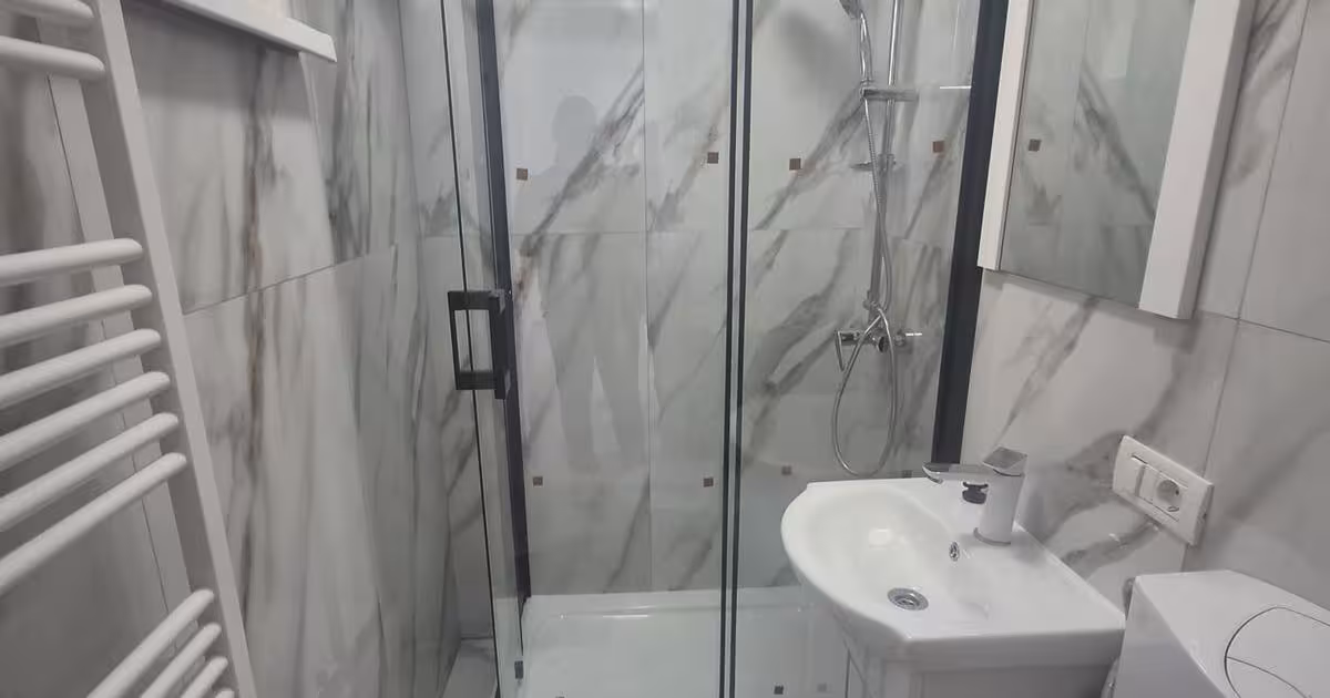 Apartament semidecomandat cu 3 camere în zona Dărmănești, Piatra-Neamț
