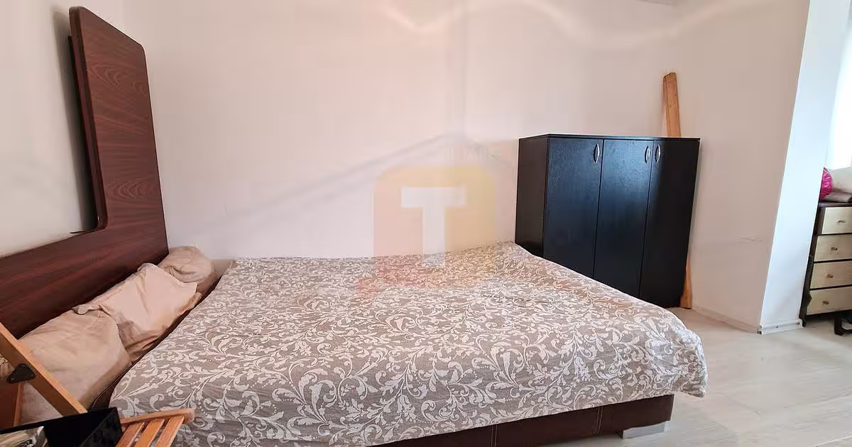 Apartament semidecomandat cu 3 camere în zona Ultracentral, Piatra-Neamț