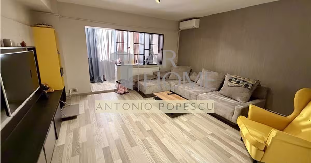 Apartament decomandat cu 3 camere în zona Central, Ploiești