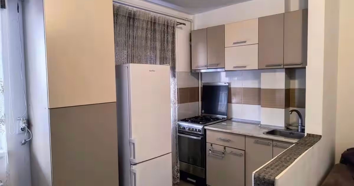 LIBER de la 15 aprilie, 2 camere, 5 min. Metrou Dimitrie Leonida, 48 mp2