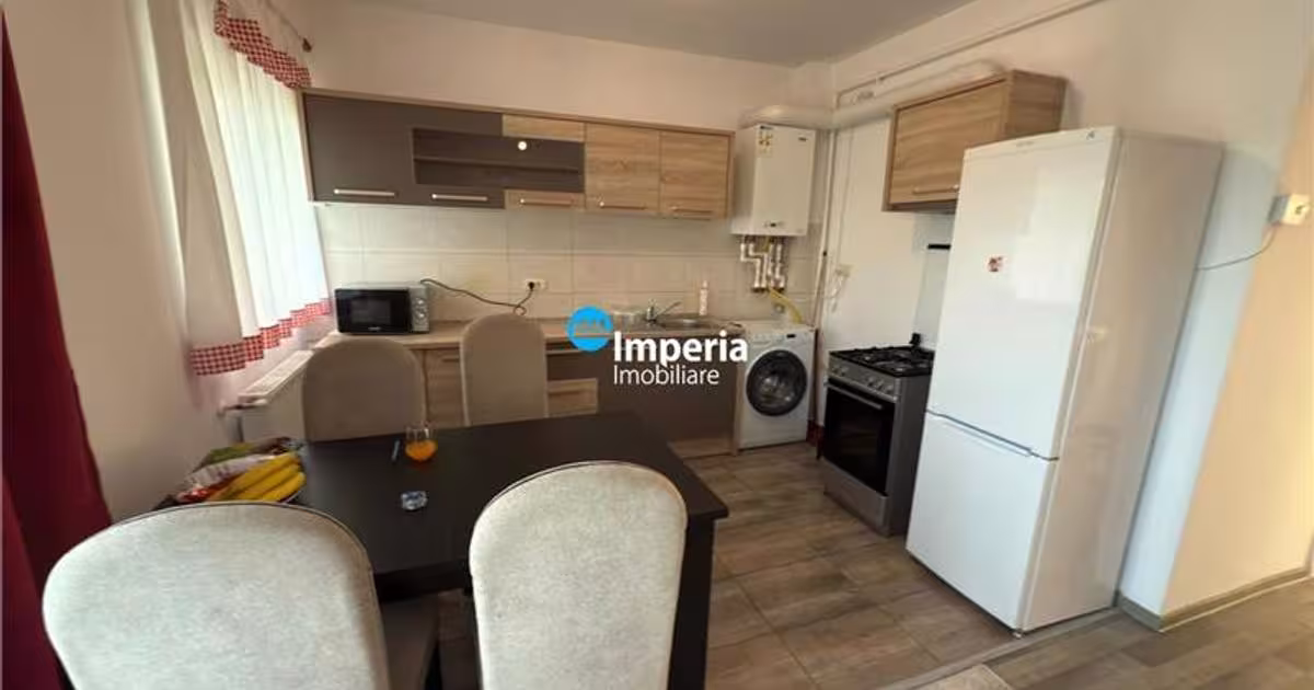 Apartament decomandat cu 3 camere în Rediu