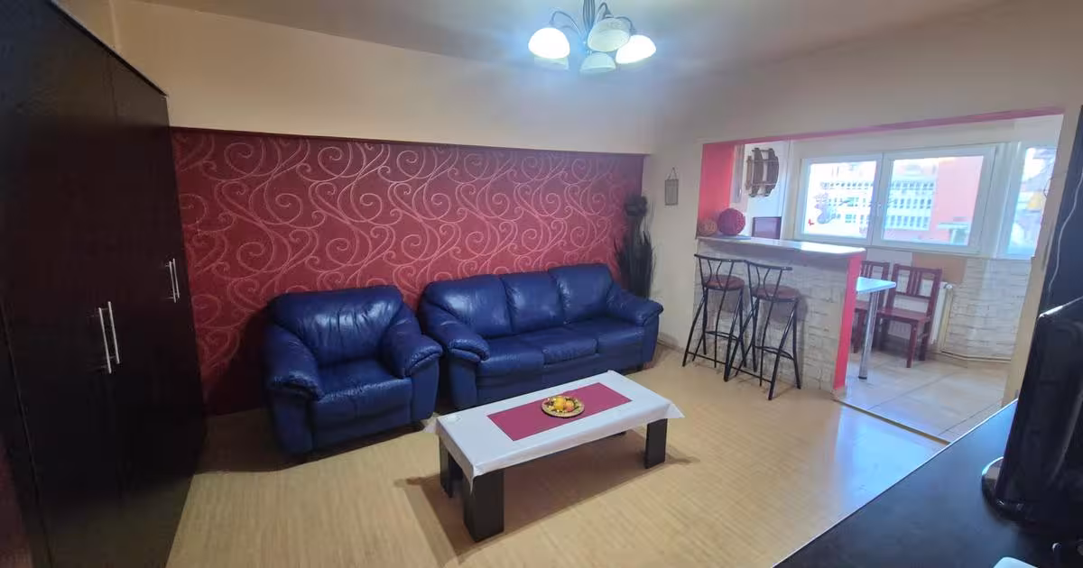 Apartament semidecomandat cu 2 camere în zona Central, Reșița